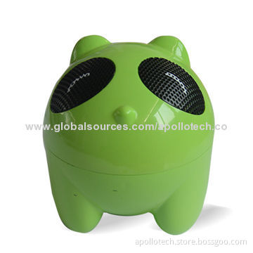 Cute Bear Bluetooth Speaker, 500mAh Capacity, 5V/1A Input